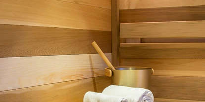 Hüttendorf - Weng (Goldegg) - Eigene Inhouse-Zirbensauna für entspannte Stunden nach einem aktiven Tag in der Natur - Kauz - Design Chalets