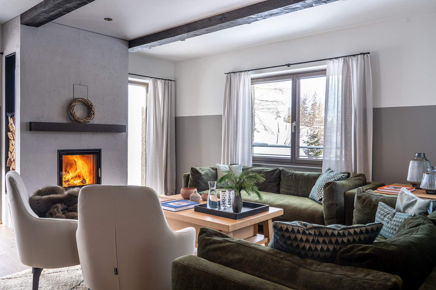 Hüttendorf - Flattnitz - Großzügiger Wohnbereich mit Kamiin - Kauz - Design Chalets