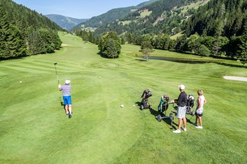 Chalet: Golfen mit Bergpanorama - Trattlers Hof-Chalets