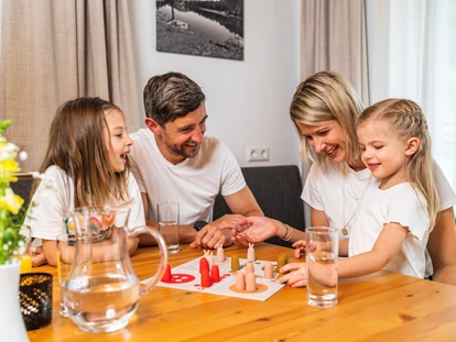 Hüttendorf - Chaletgröße: 8 - 10 Personen - Familienurlaub in den Hof-Chalets - Trattlers Hof-Chalets