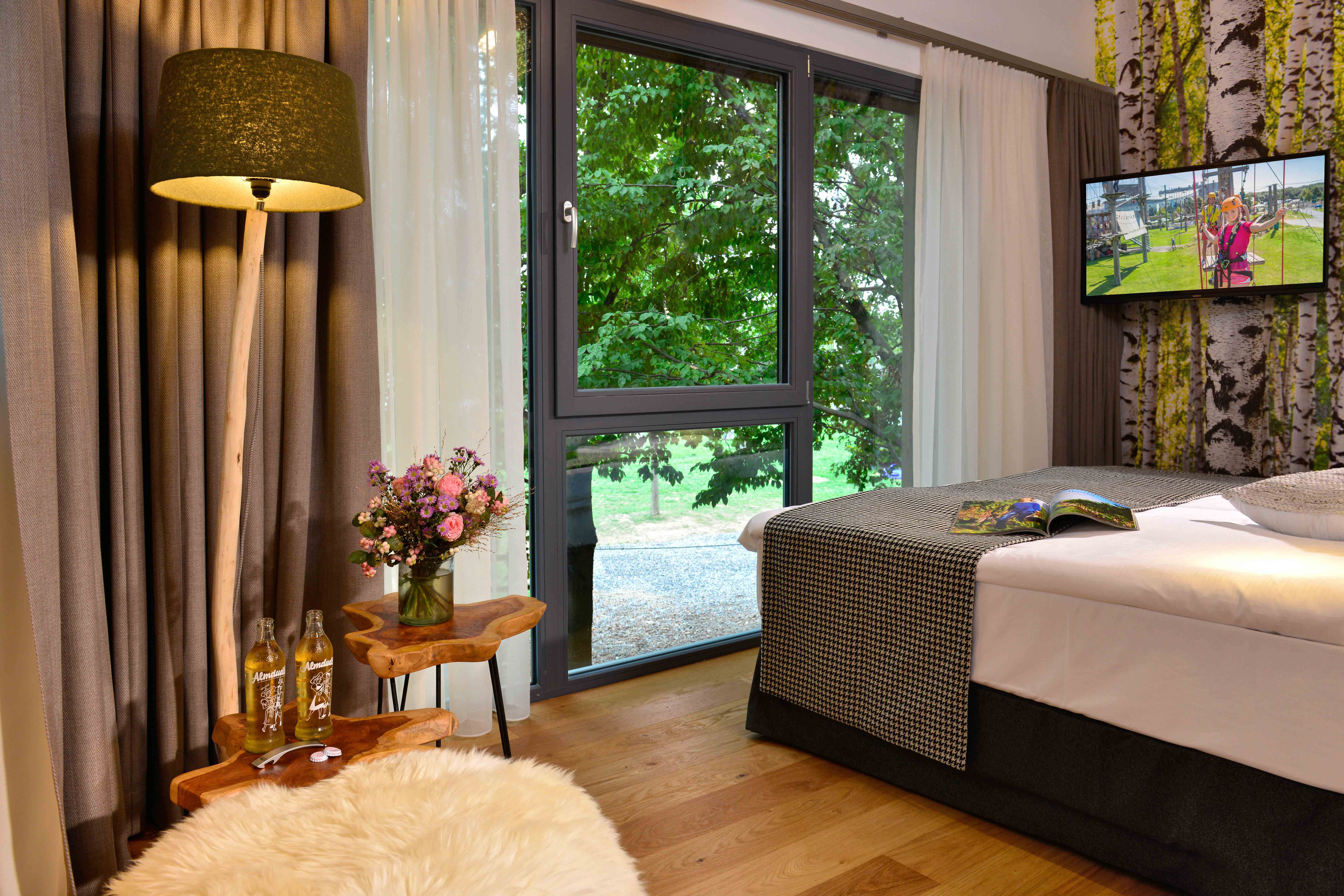 Hüttendorf - Nordrhein-Westfalen - Innenansicht BaumChalet Waldart - BaumChalets - Hotel Fire & Ice