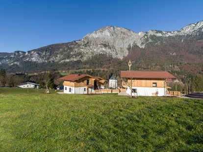 Hüttendorf - Fügenberg - Aussenansicht - Chalet´s und Hotel Mariasteinerhof - Weitblickchalets
