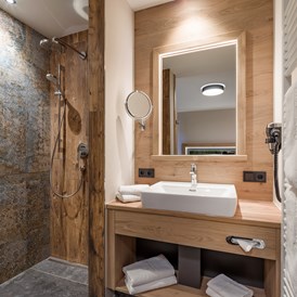 Chalet: Bad im Zimmer integriert - Chalet´s und Hotel Mariasteinerhof - Weitblickchalets