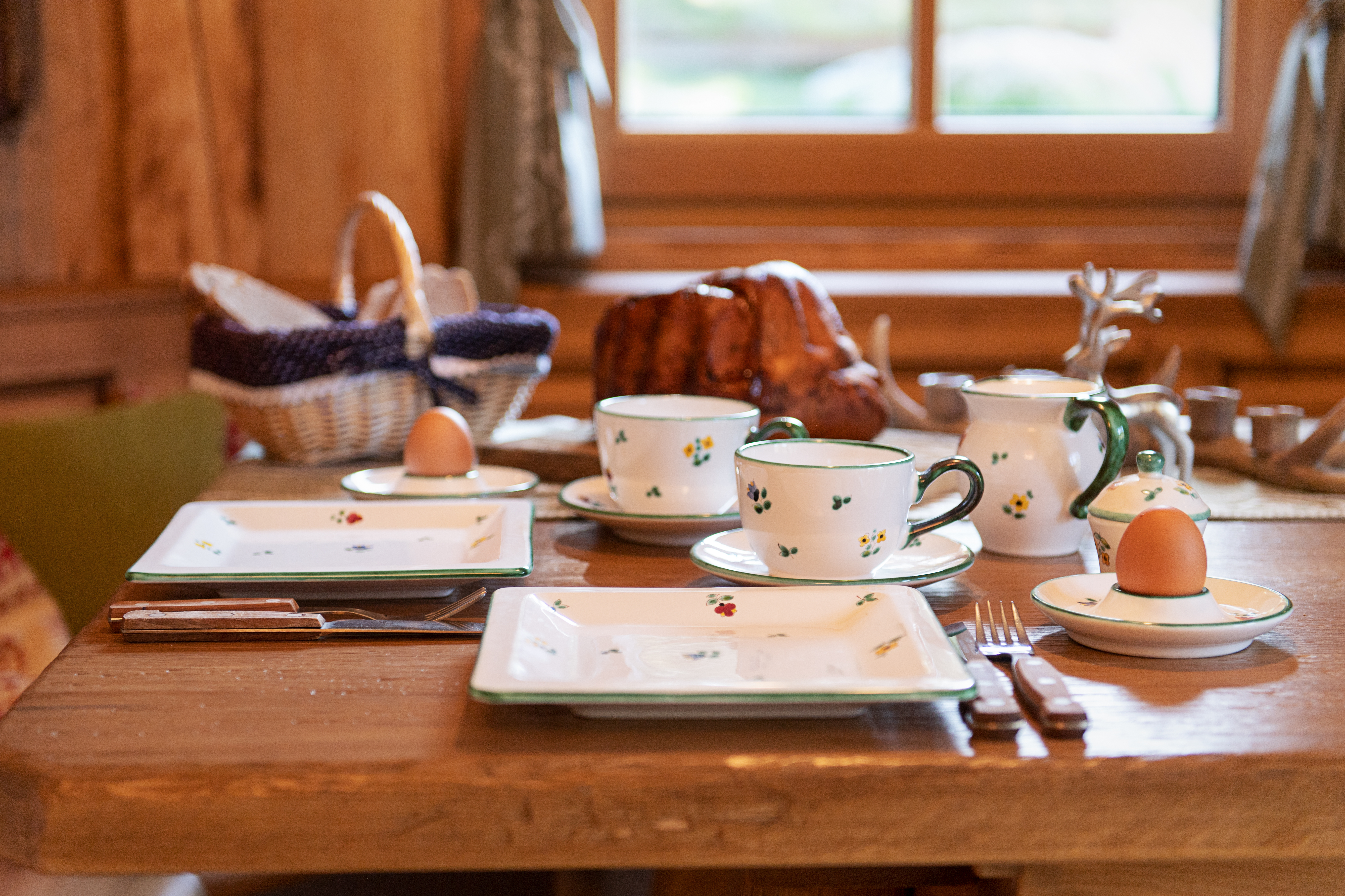 Hüttendorf - Flattnitz - Altholzstube - Enzianhütte