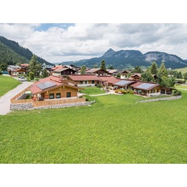 Chalet: Übersicht auf das Almdorf Tirol am Haldensee - Almdorf Tirol am Haldensee