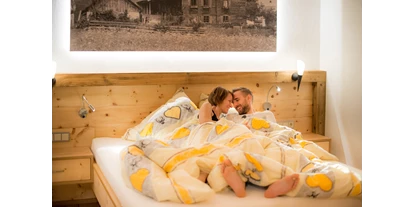 Hüttendorf - Schröcken - Sehr lange ausschlafen im Zirben Bett - Almdorf Tirol am Haldensee