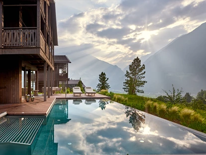 Hüttendorf - Hot Tub: beim Chalet - Pool-Chalet - AMONTI Chalets *****