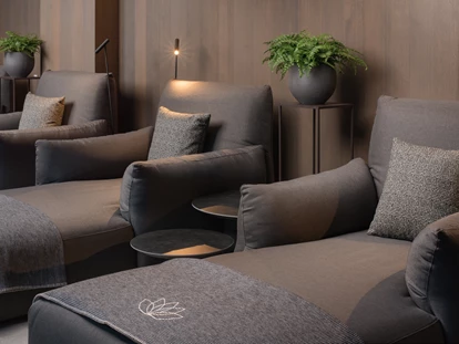Hüttendorf - Hot Tub: beim Chalet - Relaxoase - AMONTI Chalets *****