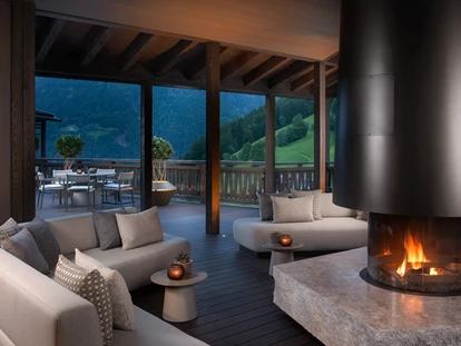 Hüttendorf - Hot Tub: beim Chalet - Fire Lounge - AMONTI Chalets *****