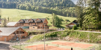 Hüttendorf - Chaletgröße: 2 - 4 Personen - Sbg. Salzkammergut - Tennis im Narzissendorf - Narzissendorf Zloam
