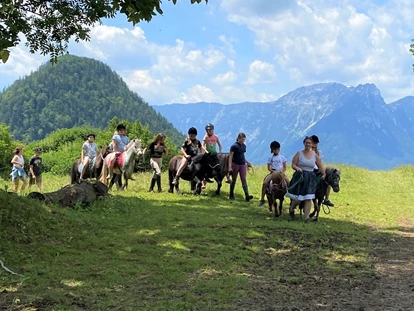 Hüttendorf - Chaletgröße: 8 - 10 Personen - Ponyabenteuer im Narzissendorf Zloam - Narzissendorf Zloam - Grundlsee