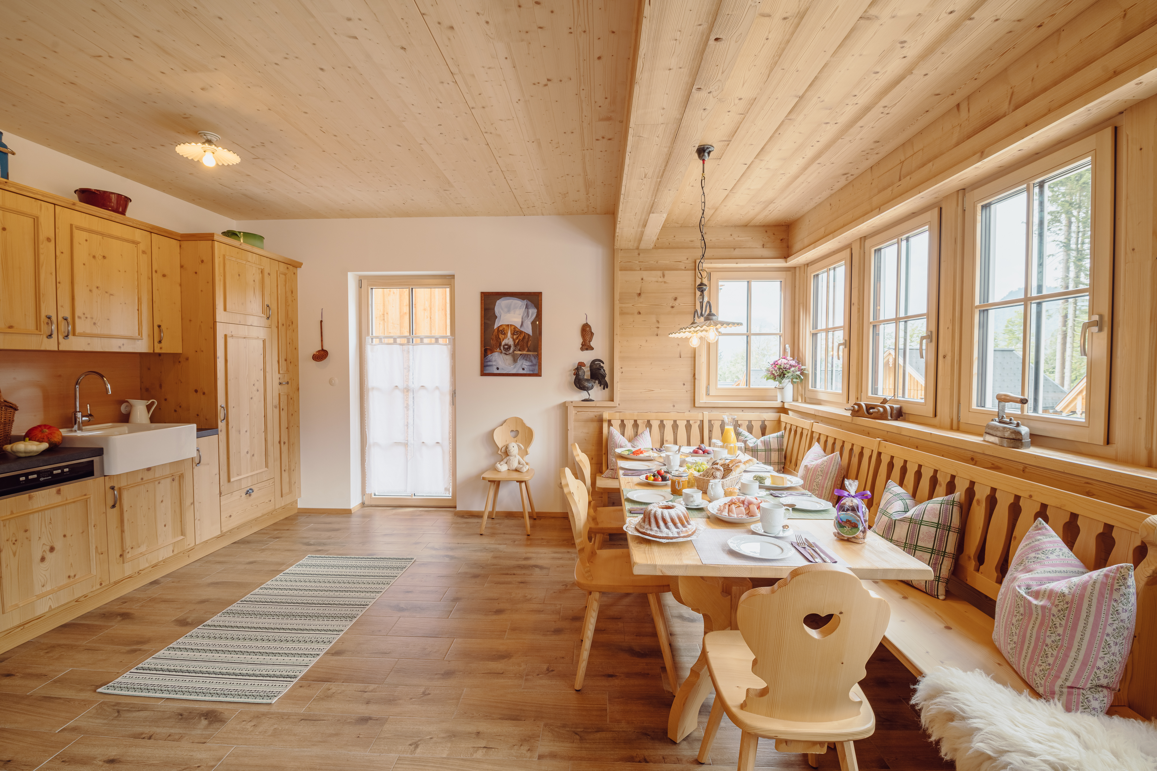 Chalet: offene Wohnküche im Haus Salzkammergut - Narzissendorf Zloam - Grundlsee - Innen