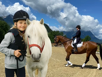 Hüttendorf - Chaletgröße: 8 - 10 Personen - Reitzentrum im Narzissendorf Zloam - Narzissendorf Zloam - Grundlsee