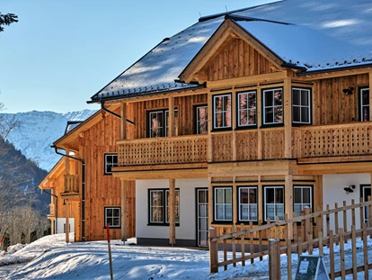 Hüttendorf - Chaletgröße: 8 - 10 Personen - Dorf Musikantenwald im Winter - Narzissendorf Zloam - Grundlsee