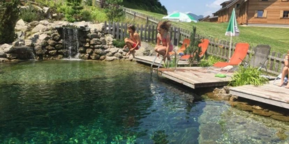 Hüttendorf - Chaletgröße: 8 - 10 Personen - Unser Schwimmteich im Hüttendorf - Hüttendorf Schladming