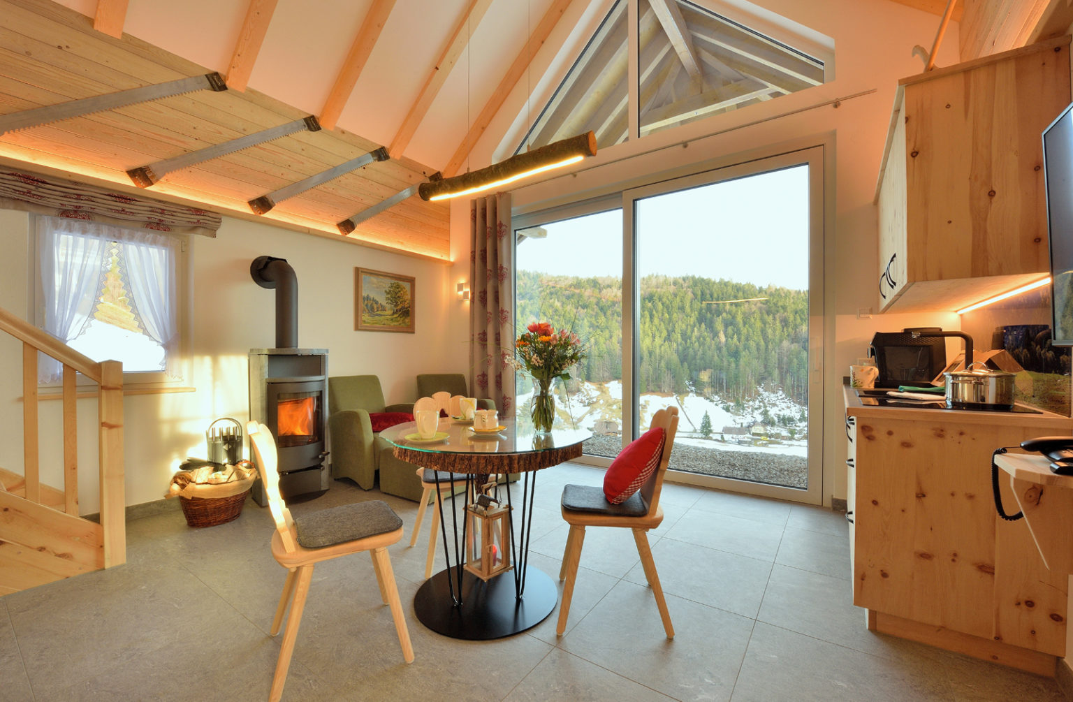 Chalet: wohnbereich Chalet - Schwarzwalddorf - Chalets am Rößle