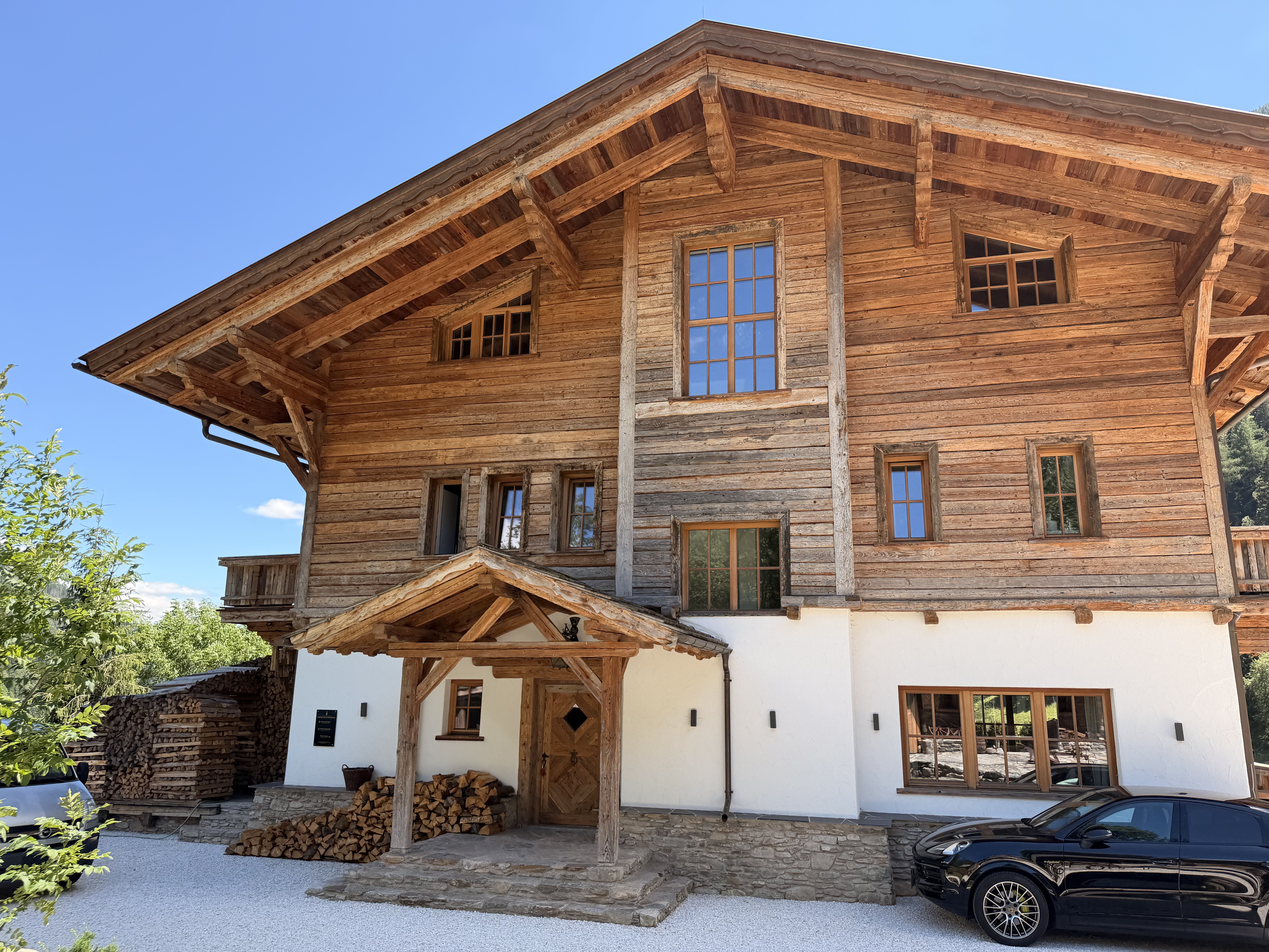 Chalet: Grand Chalet, dashaupthaus mit den beiden Suiten und dem Studio - Chalets Eggerfeld