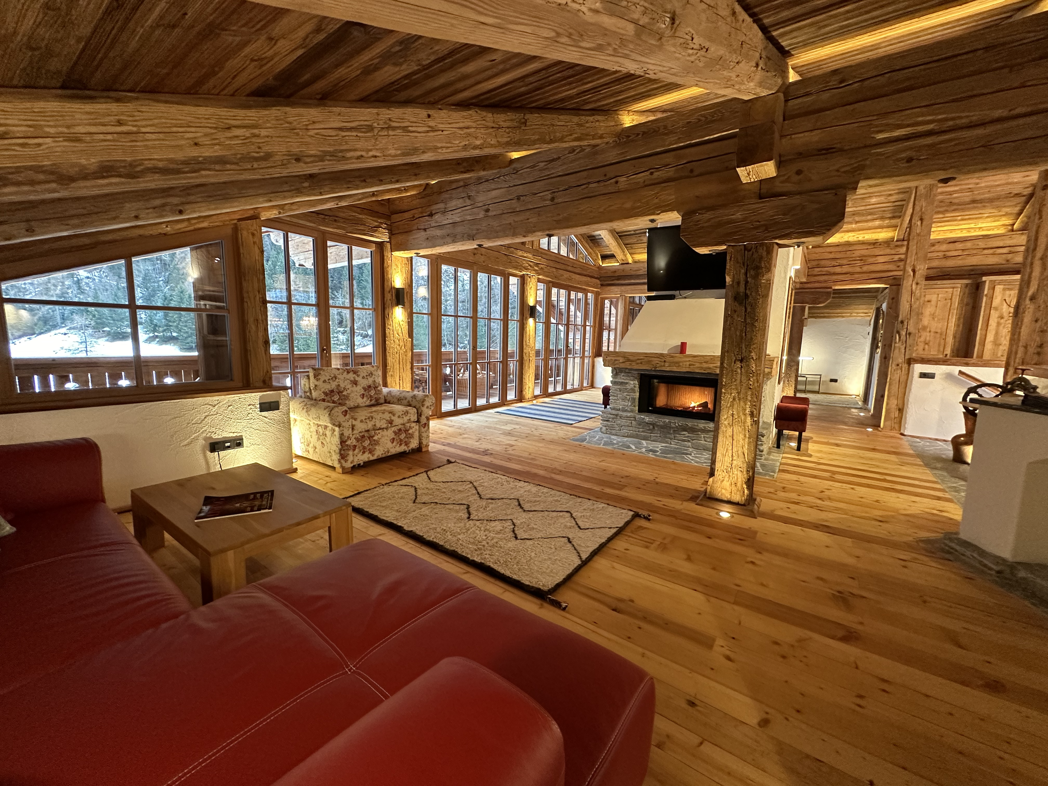 Hüttendorf - PLZ 5672 (Österreich) - Die Panoramasuite im Grand Chalet ist ein Ferienparadies der Extraklasse. - Hideaway Eggerfeld