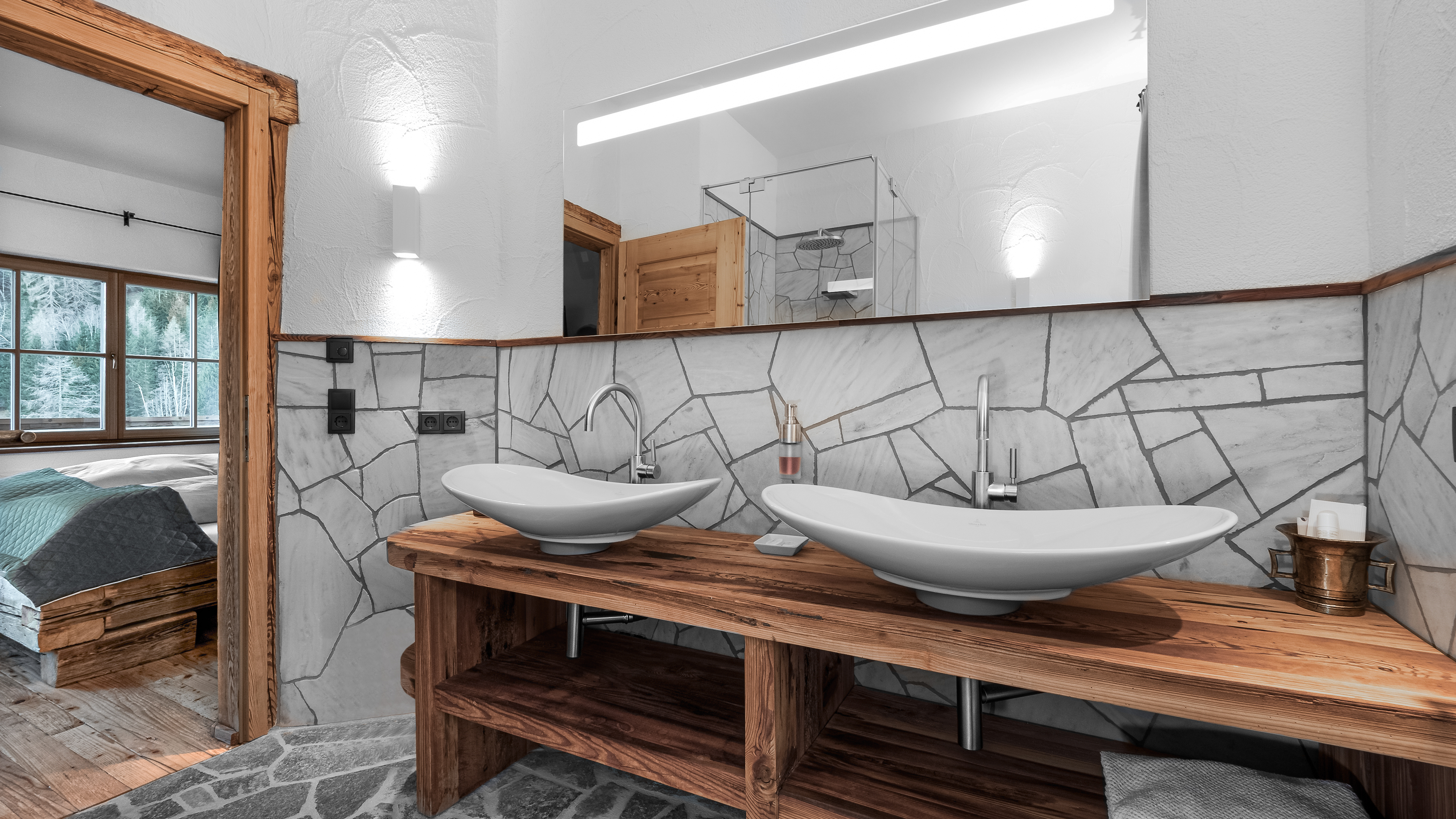 Chalet: Bad Junior-Suite Wasserfall - Hideaway Eggerfeld - Innen