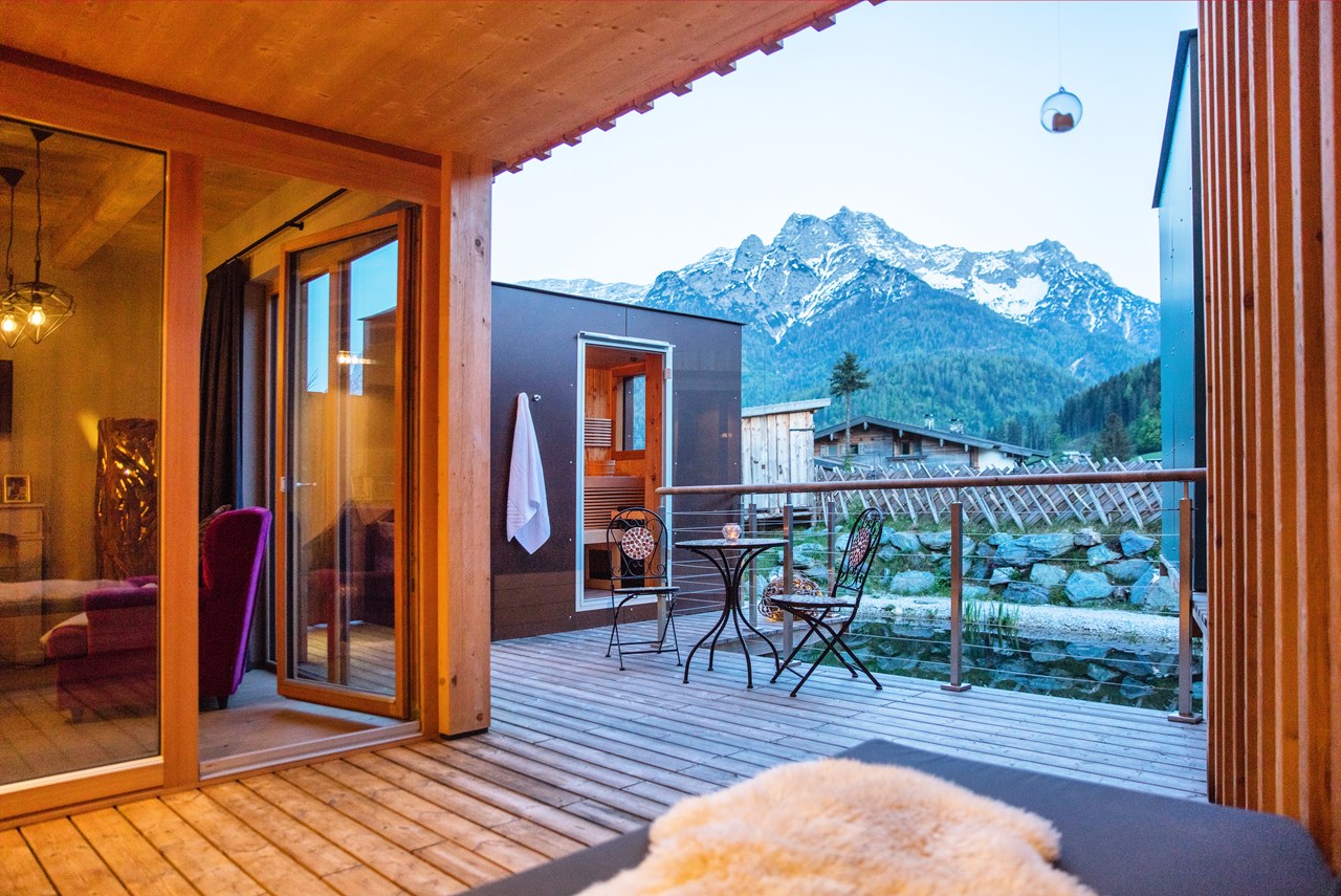 ALPEGG CHALETS Hütten im Detail Premium Chalet Berg.Kunst