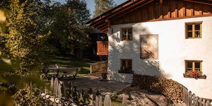Hüttendorf - Parkplatz direkt an der Hütte - CHALET HAFLING  LECKPLÅTT & ZOILA